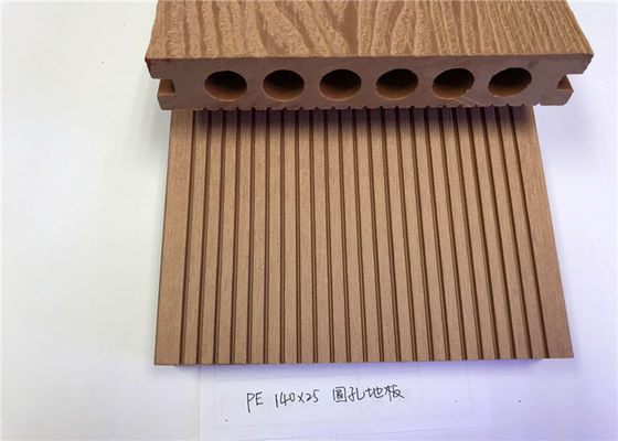 Revestimento composto plástico de madeira oco com 20 anos de garantia Eco amigável